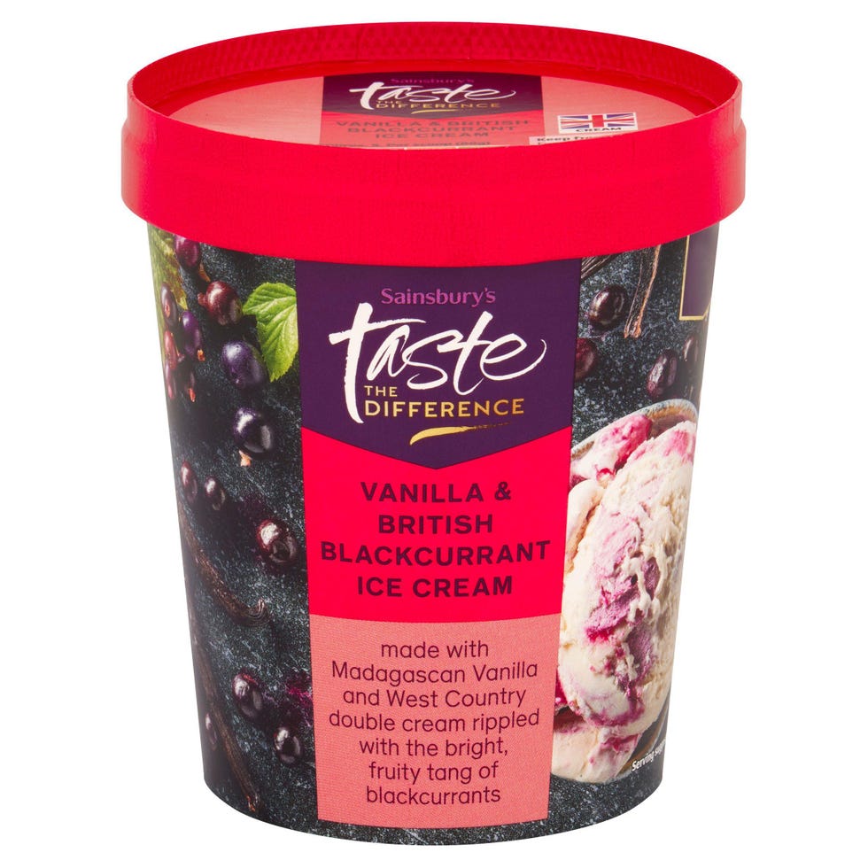 Taste the Difference Vanilla & British Blackcurrant Ice Cream 480ml