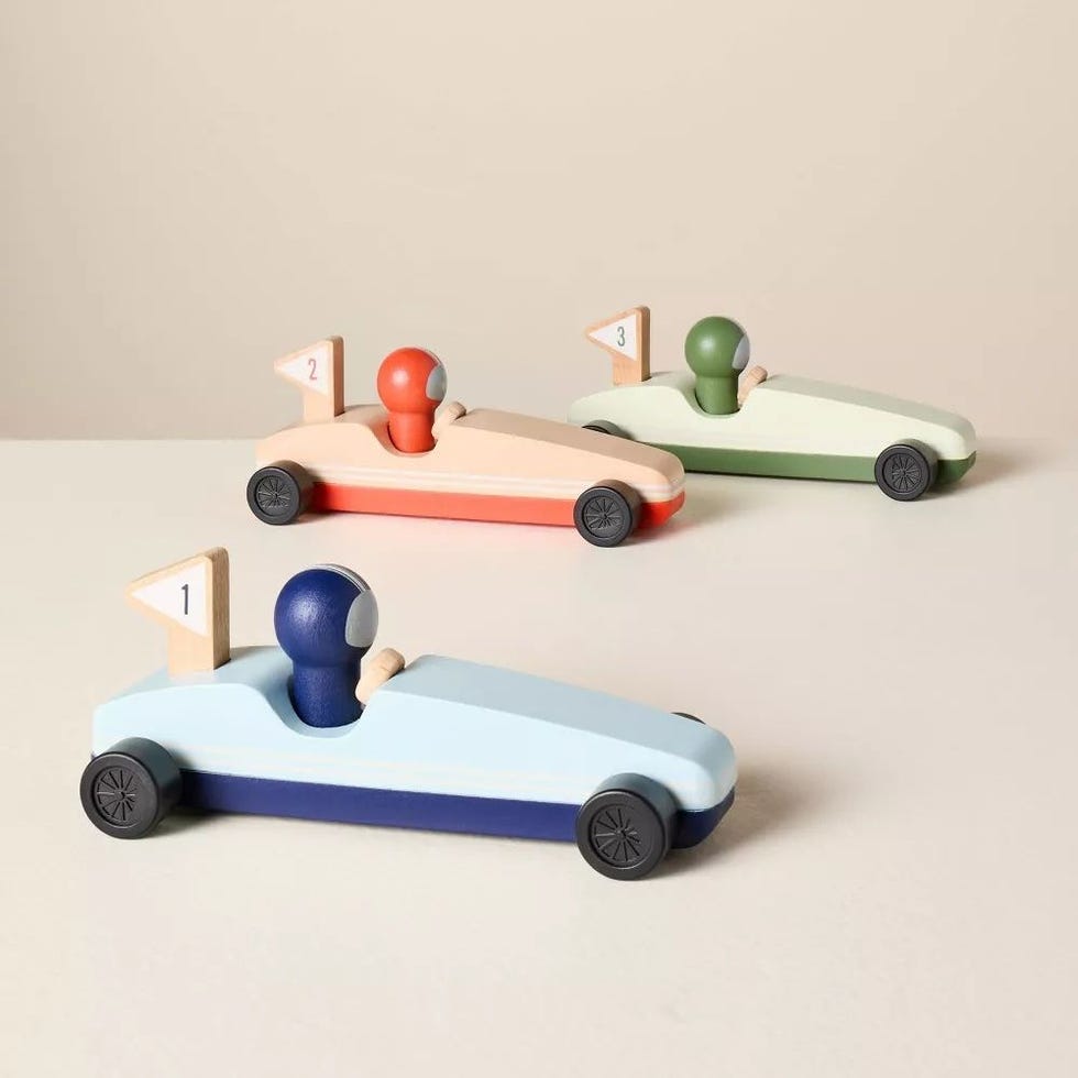 Wooden Pull-Back Race Car Set