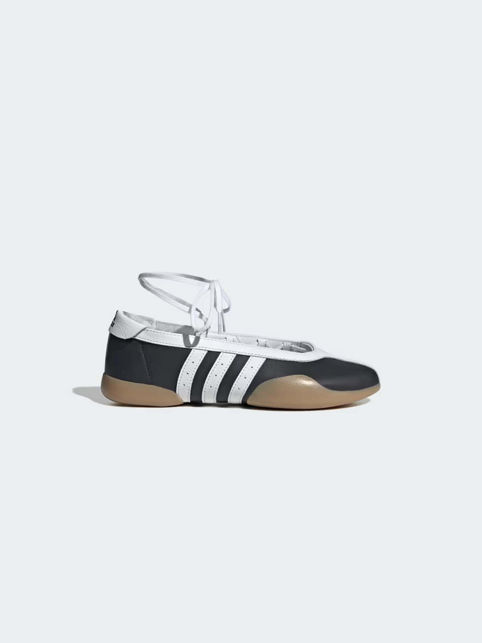 Adidas Taekwondo Mei trainers in black