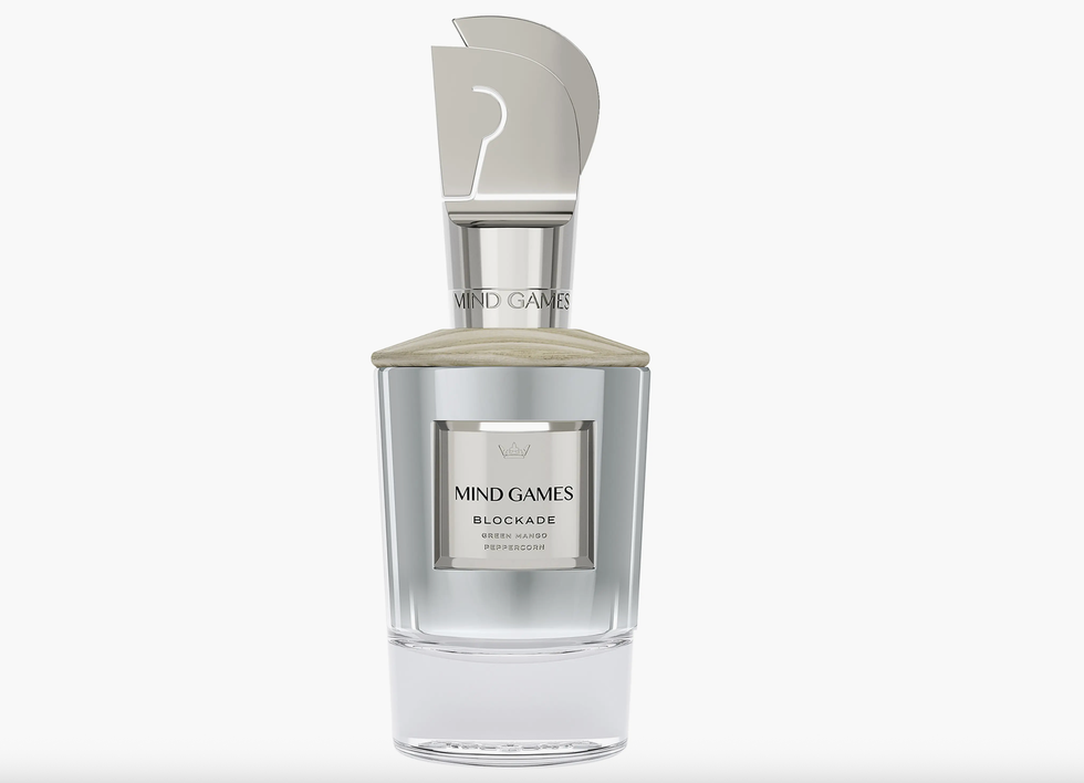 Blockade Silver Knight Extrait de Parfum in White