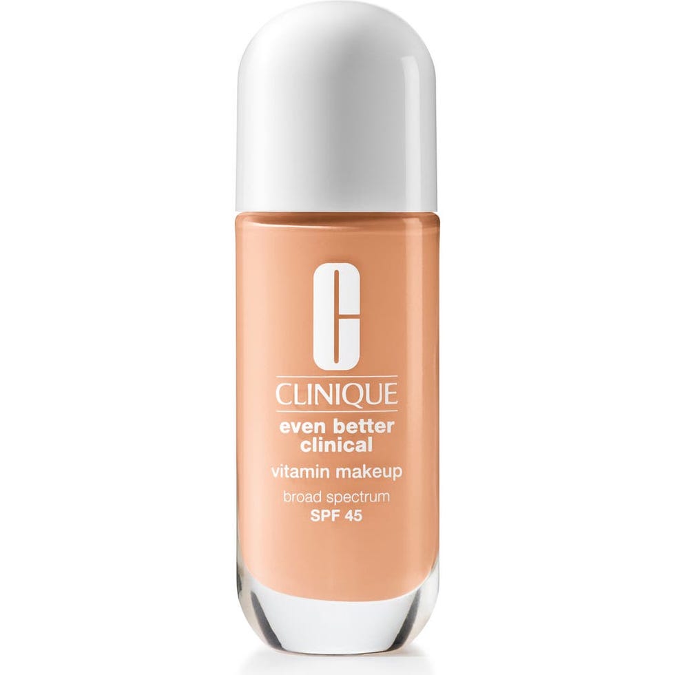 Even Better Clinical Vitamin Makeup Broad Spectrum SPF 45 Foundation