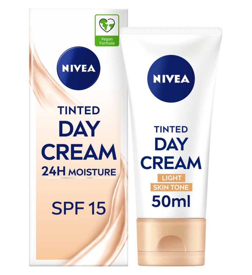 24H Moisture Tinted Day Cream