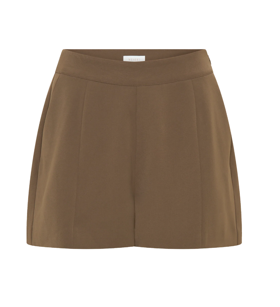 Korrie Suiting Short in Cacao Brown