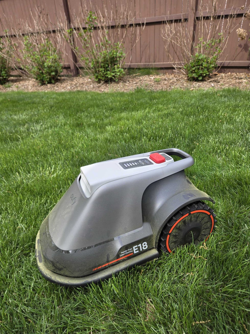 E18 Robot Lawn Mower