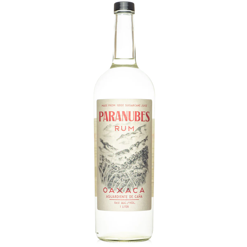 Paranubes Aguardiente de Caña