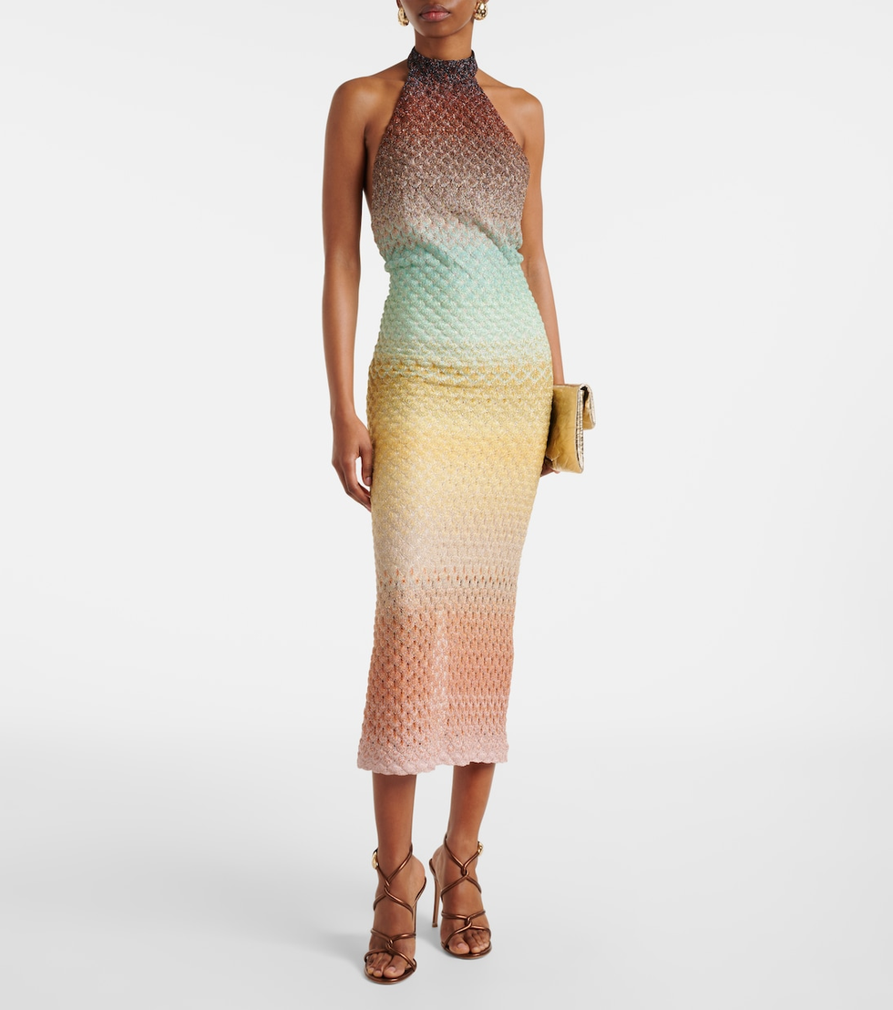 Vestido midi com decote halter tingido
