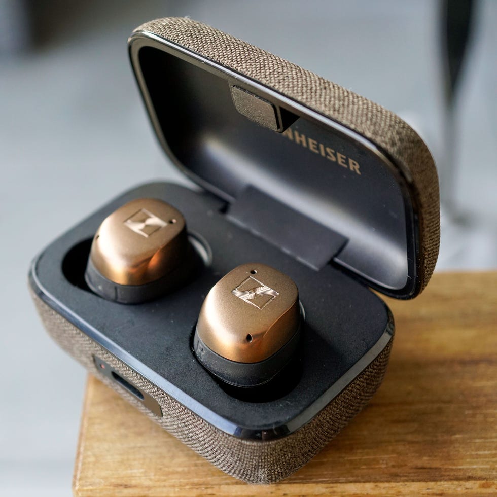Momentum True Wireless 4