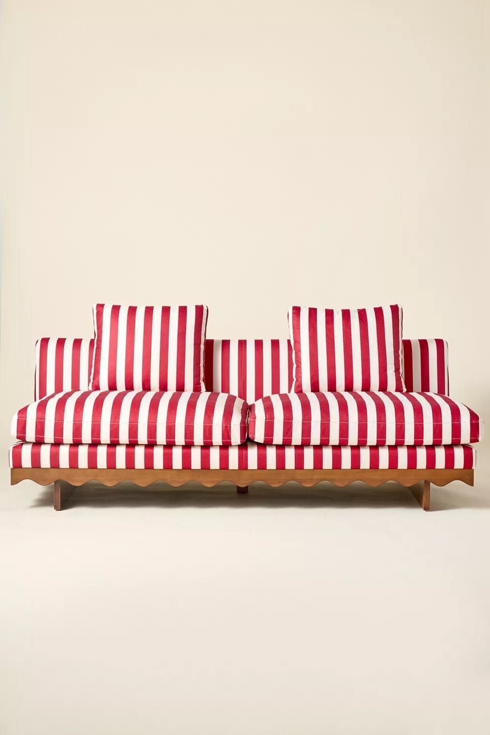Roma Scalloped Sofa