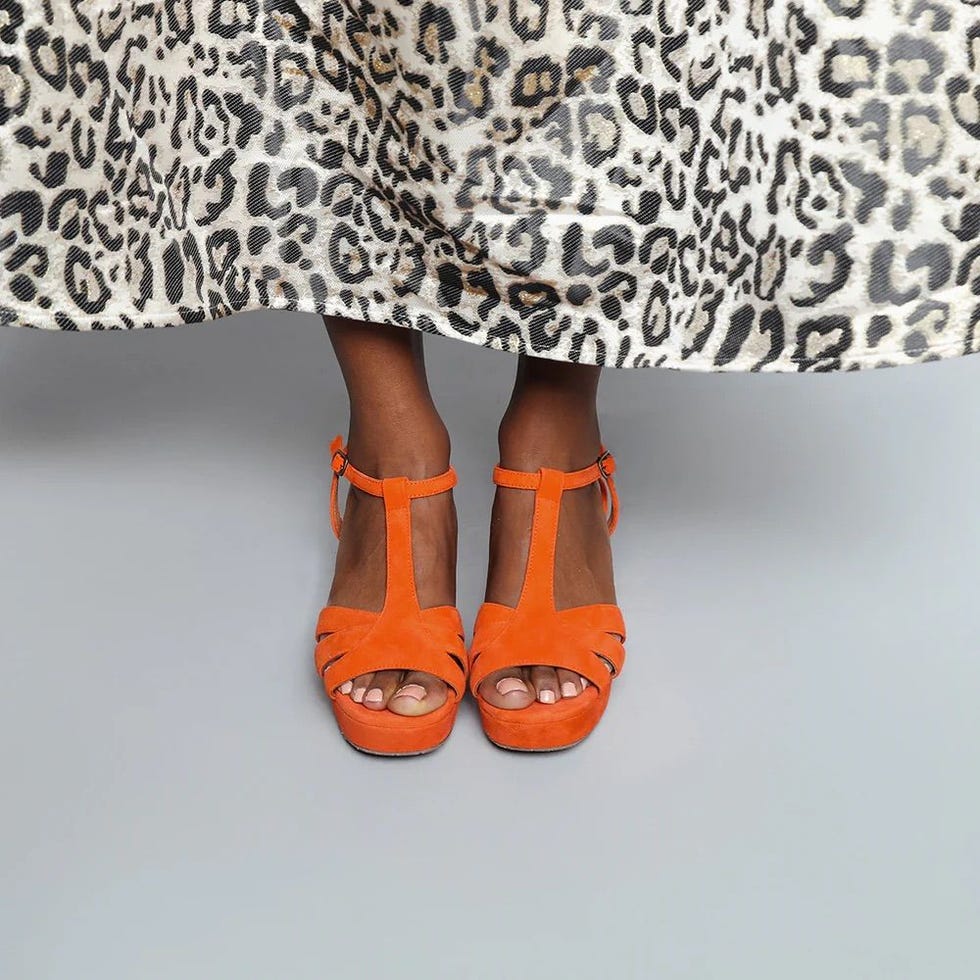 Charlie sandal in orange