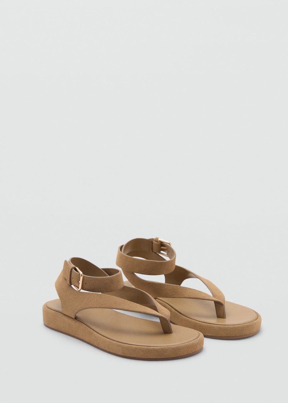 Low sandals