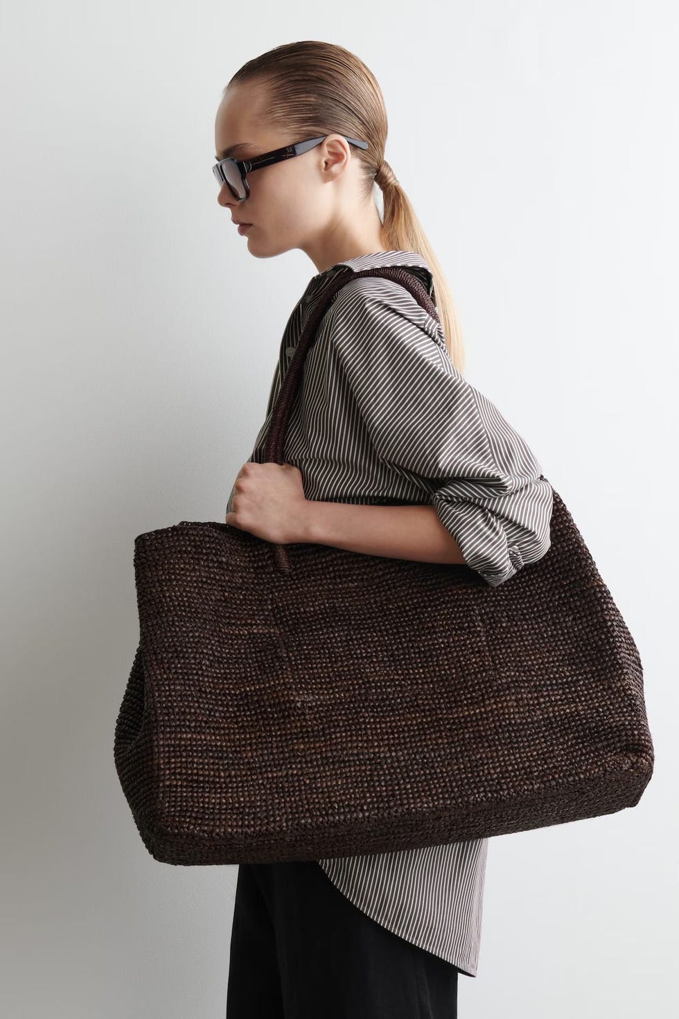 The Oversized Raffia Tote