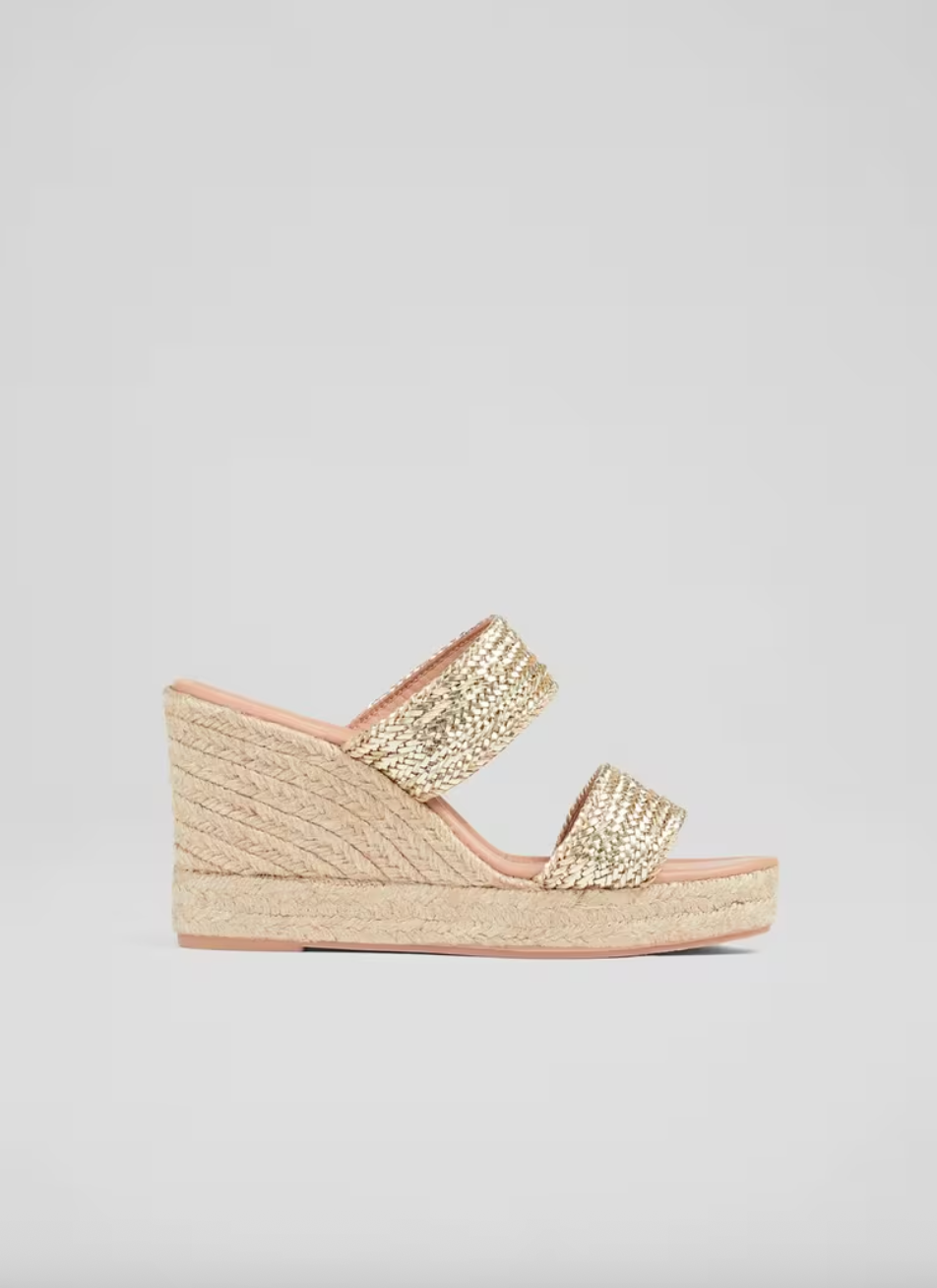 The Woven Gold Wedges