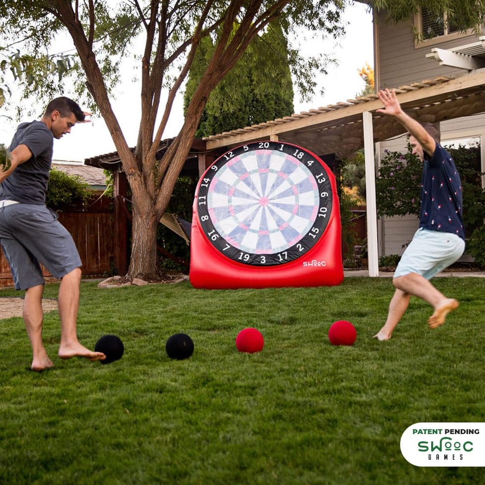 Giant Kick Darts