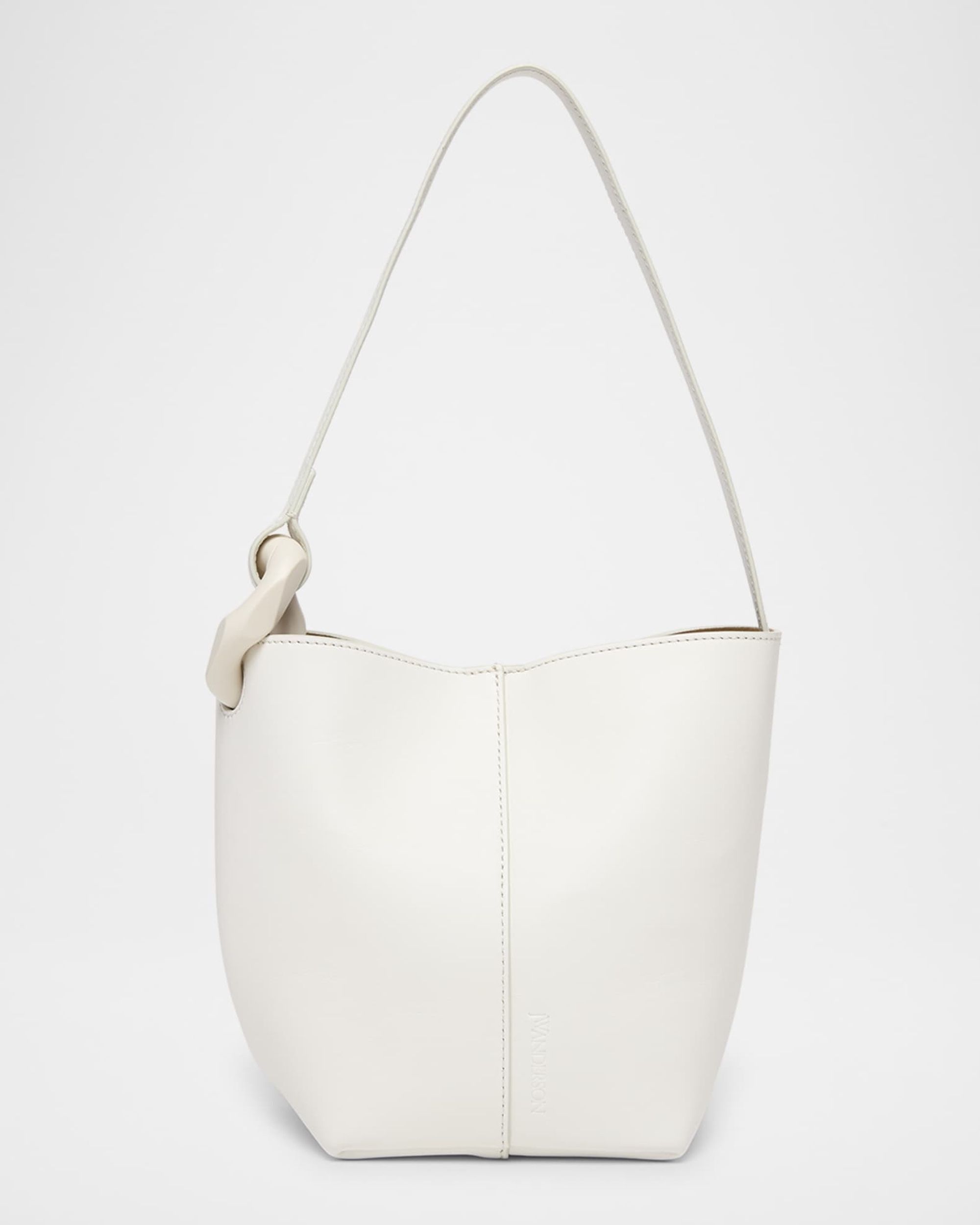 19 Chic Bucket Bags To Wear All Year Long
