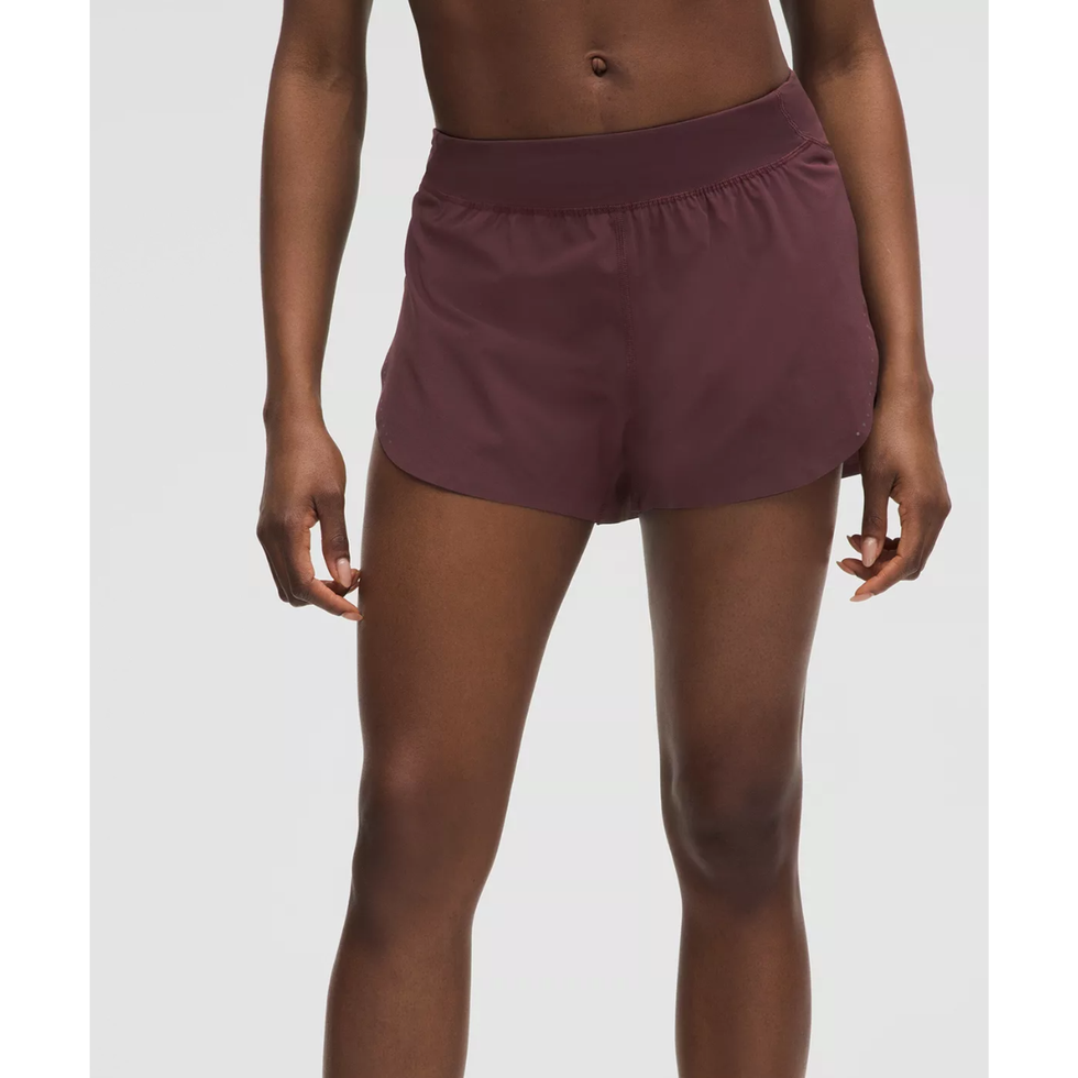 Lululemon Fast and Free High-Rise Split Short: libertà e leggerezza