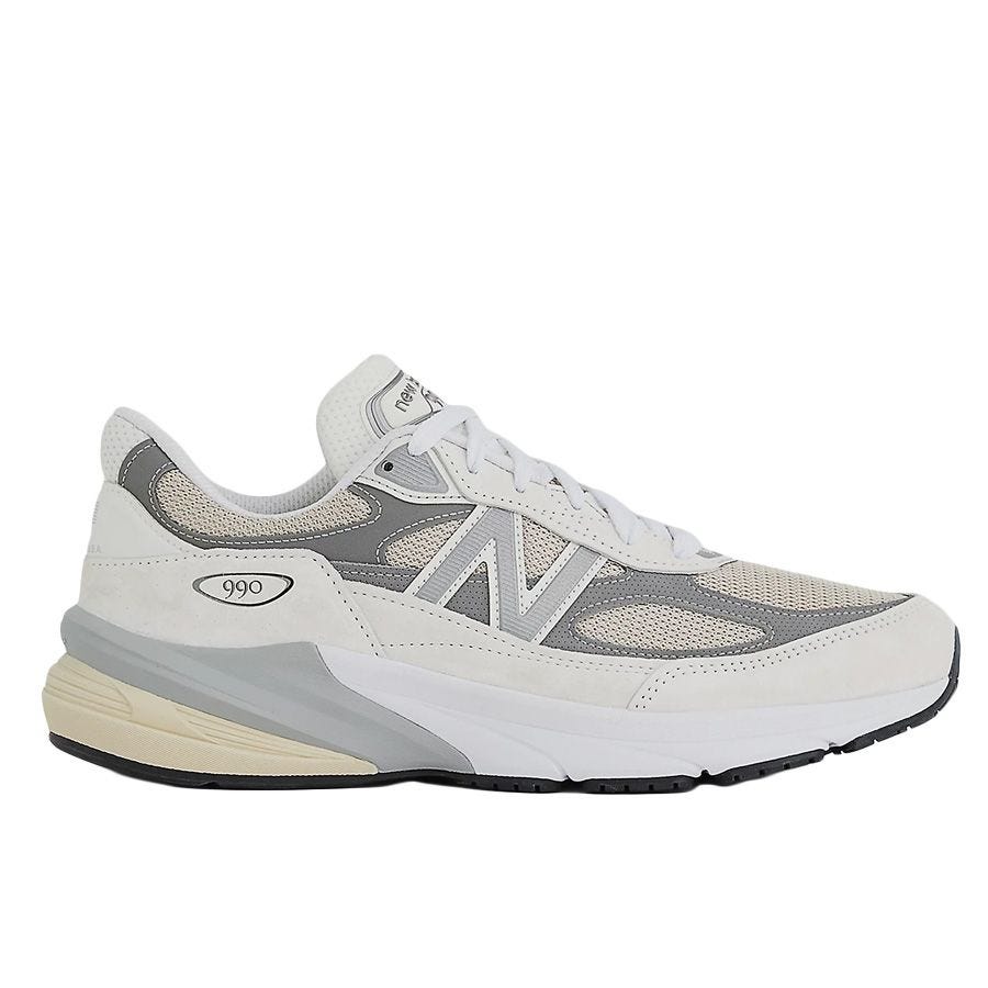 990v6 Sneakers