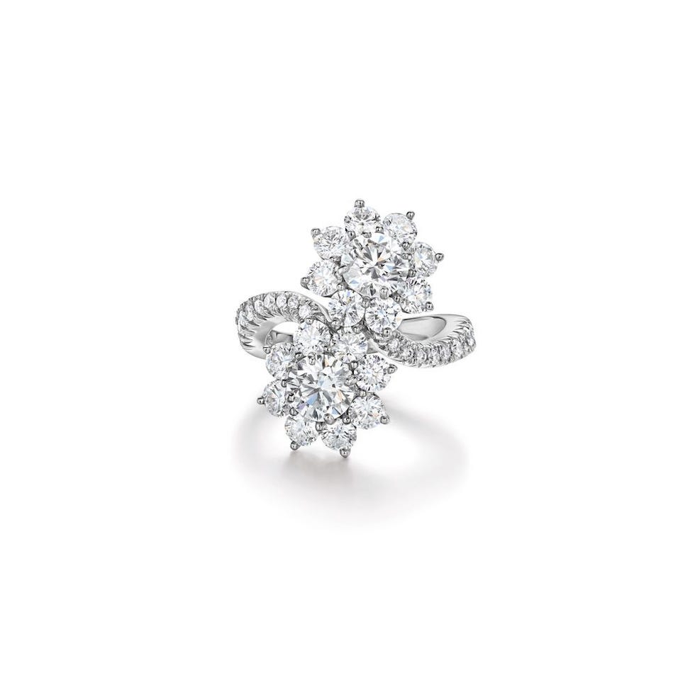 Anel de diamante multipedras com design floral