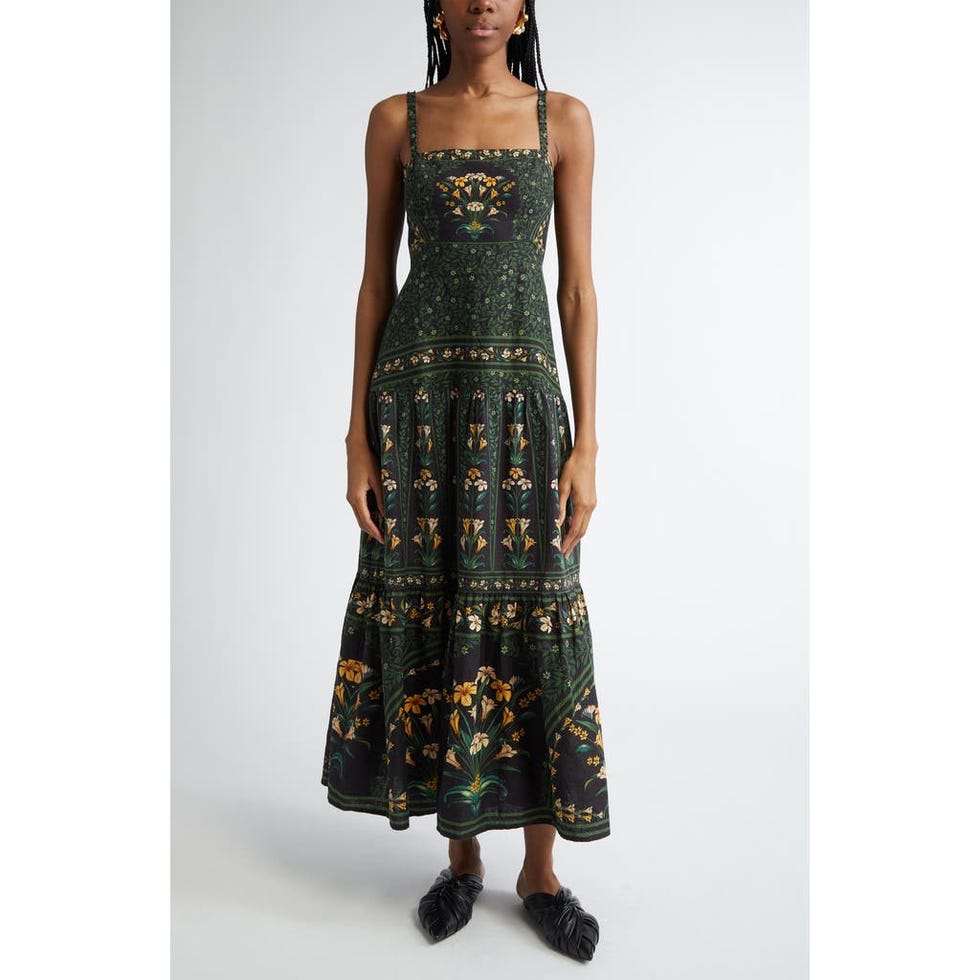 Vestido de verão com flores