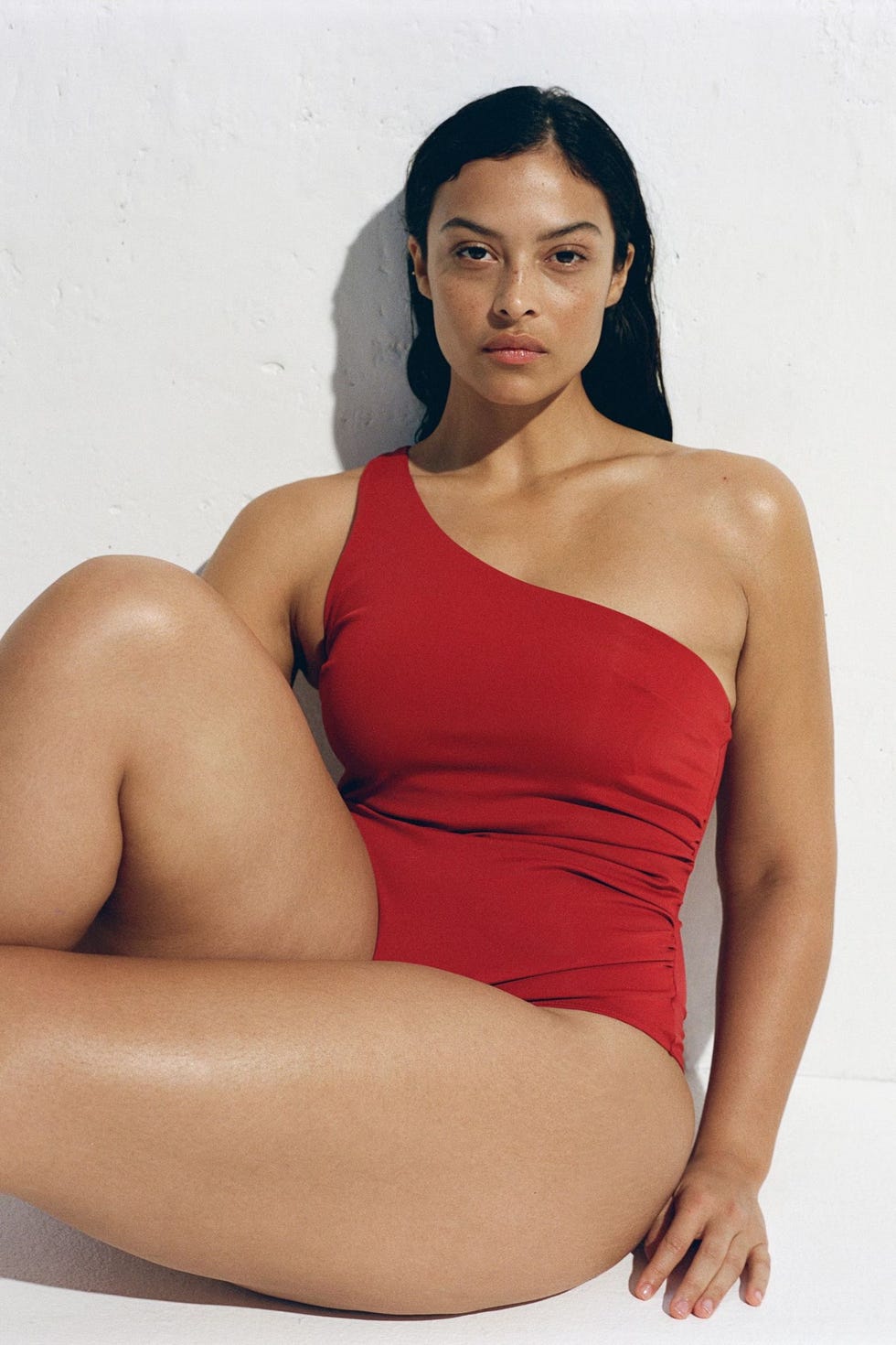Light Shape One-shoulder Swimsuit