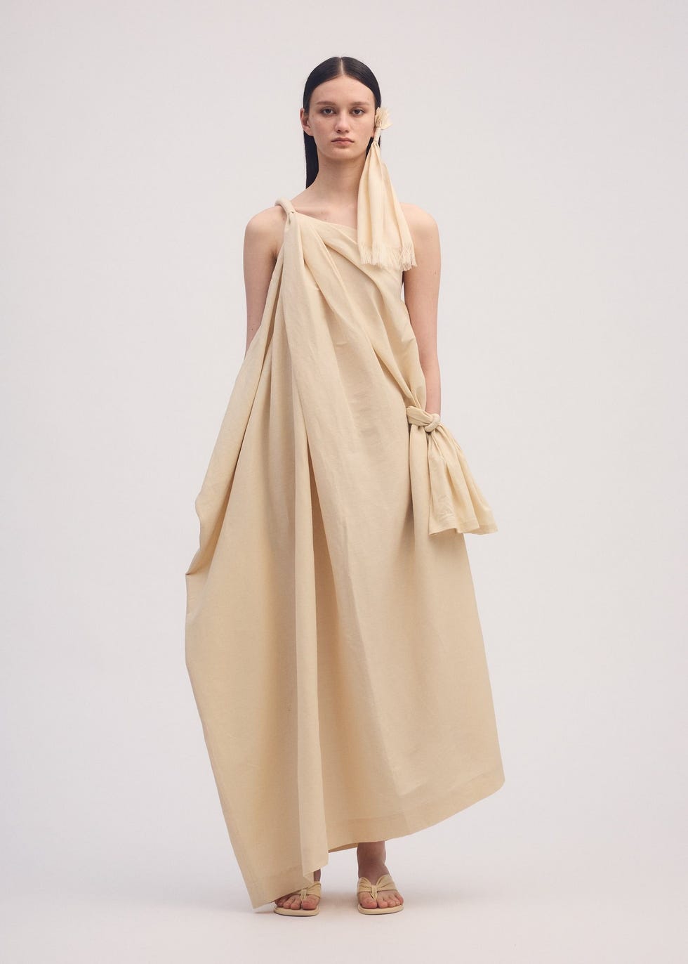 Vestido de pano e cordão