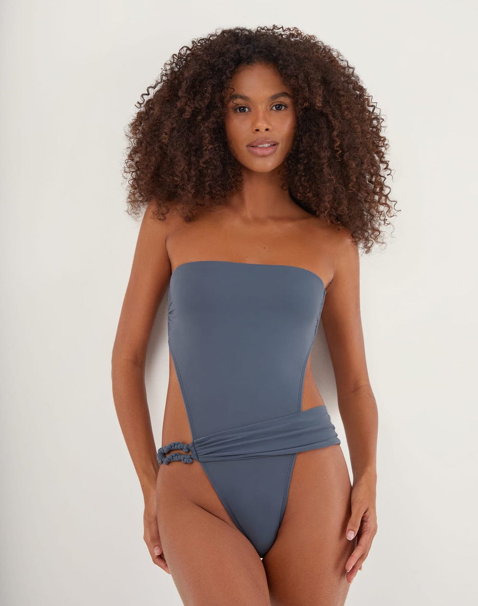 Holly One Piece