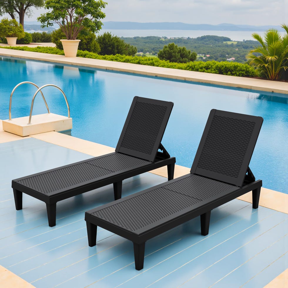 Chaise Lounge Chairs (Set of 2)