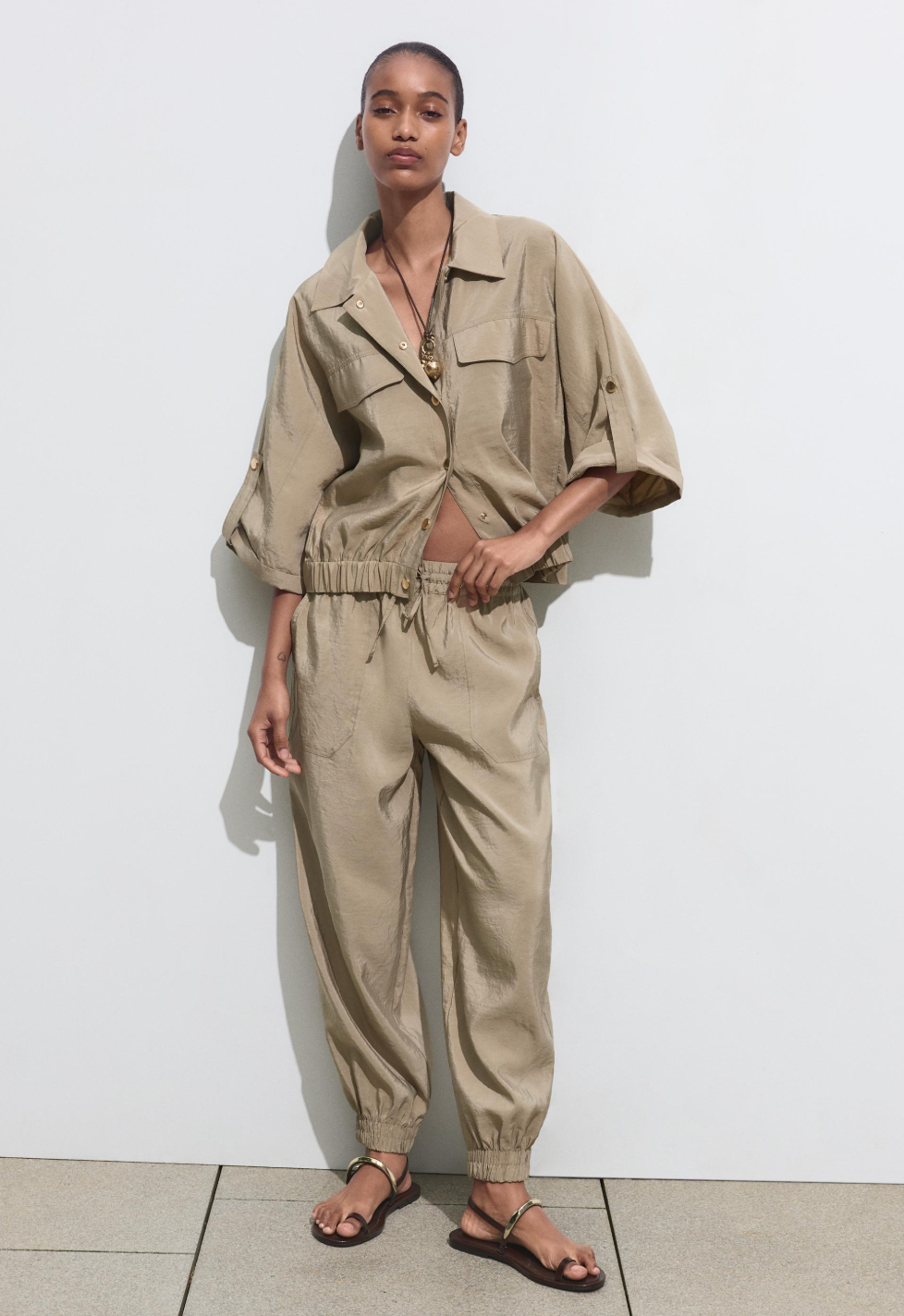 Flowy Cuffed Hem Trousers 