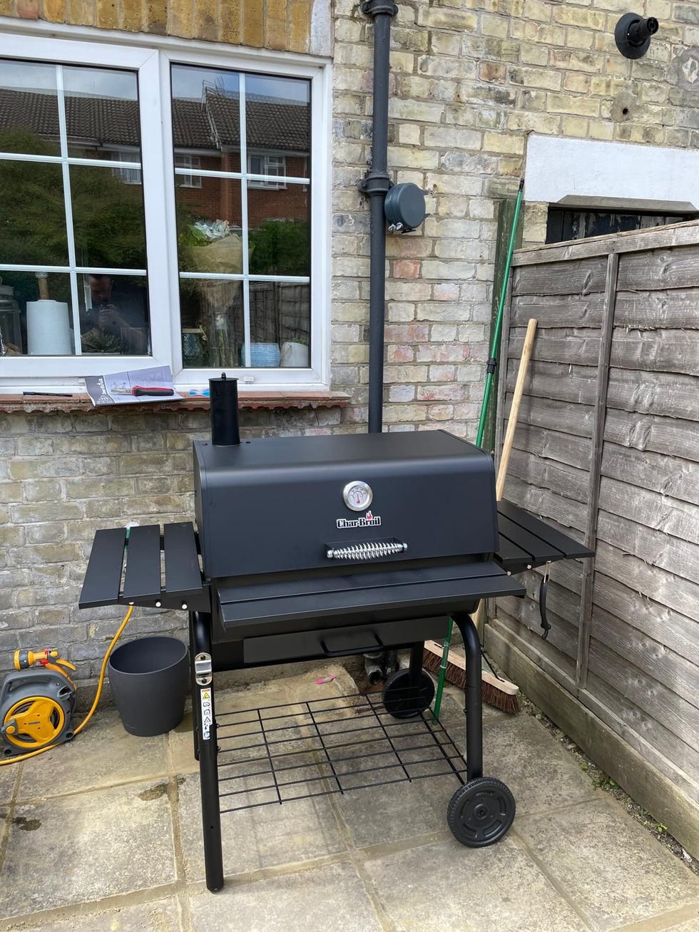Charcoal L Barbecue
