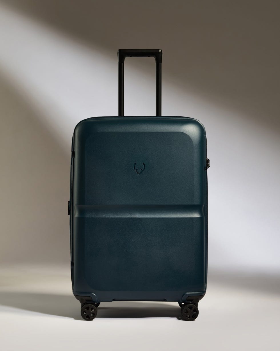 Medium Luggage