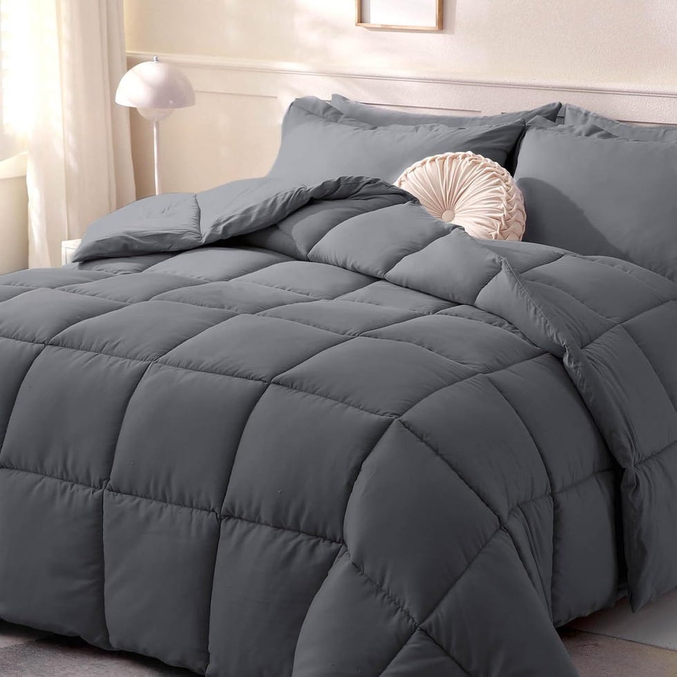 Lightweight Comforter