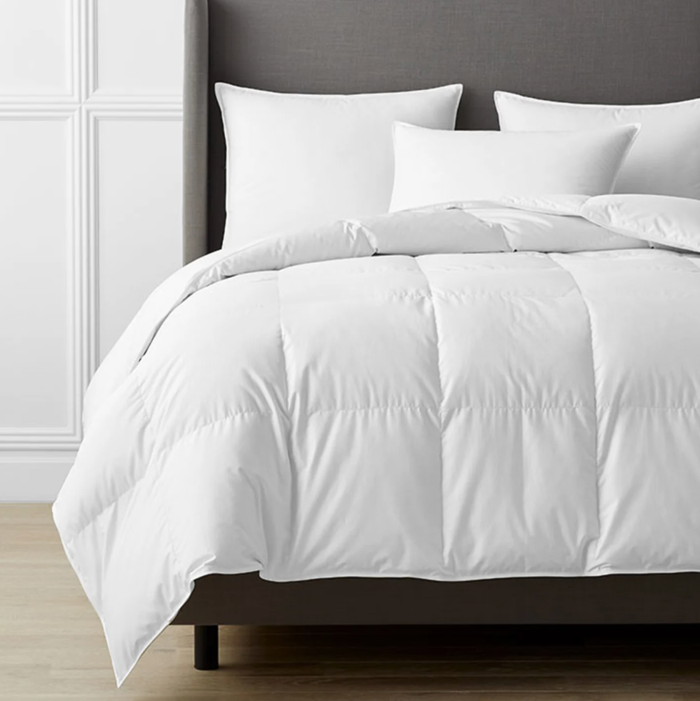 Legends Hotel Premium Alberta Down Comforter Legends Hotel Premium Alberta Down Comforter