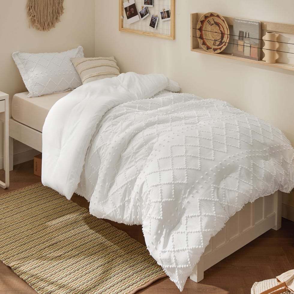 Boho Tufted Shabby Chic Bedding Set