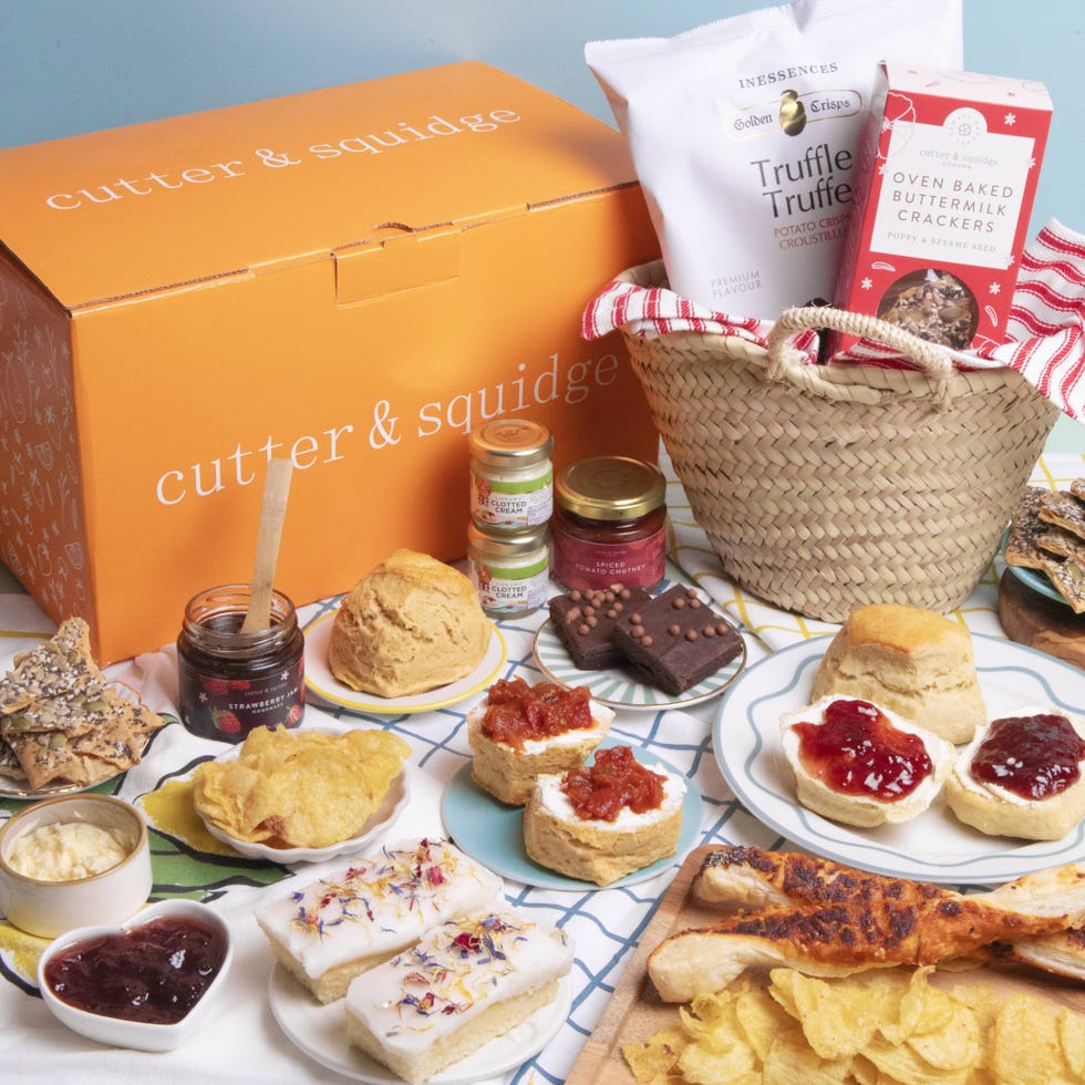 Afternoon Tea Picnic Hamper 