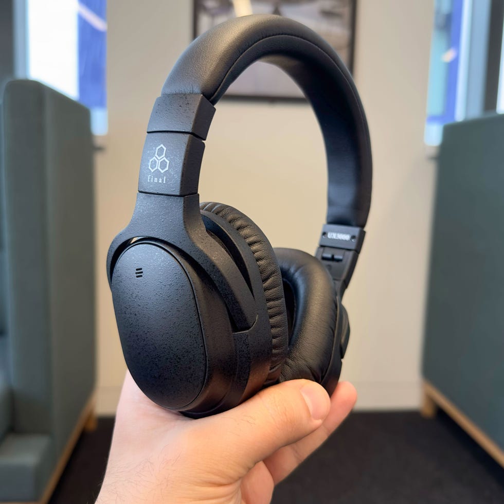 UX3000