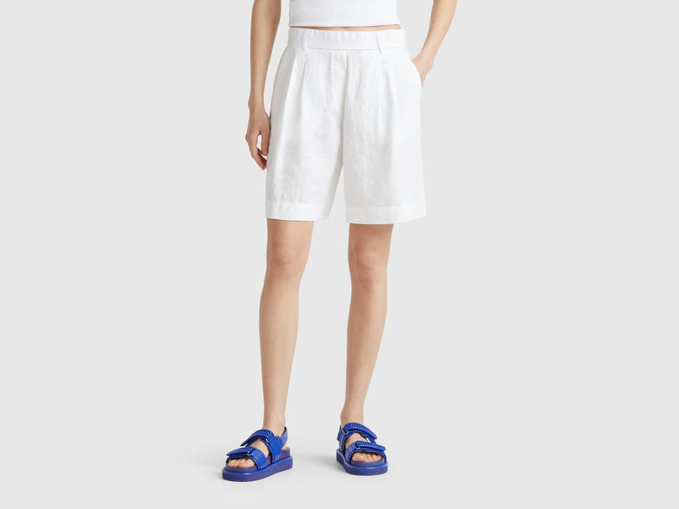 100% Linen Bermudas