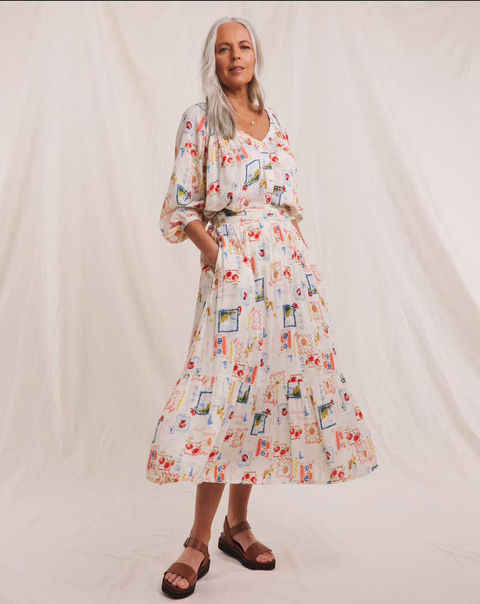 Julipa Postcard Print Textured Crinkle Midi Skirt