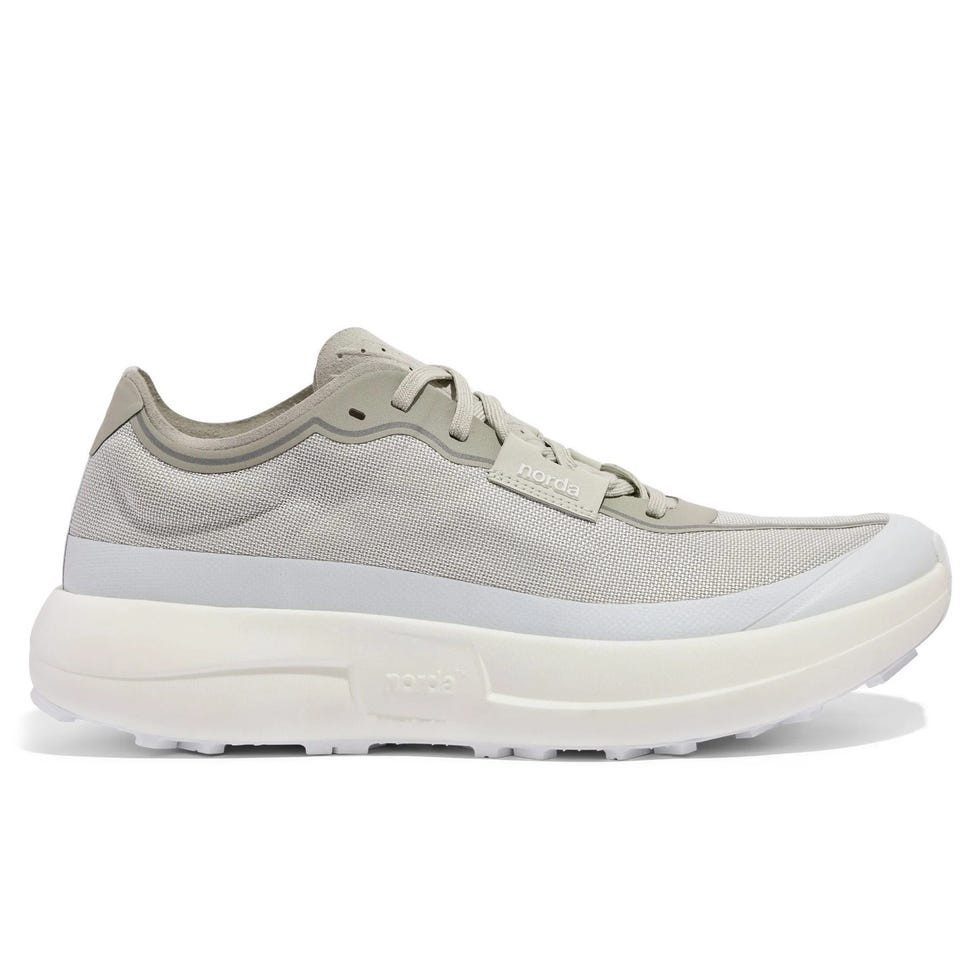 005 Trail Running Sneakers