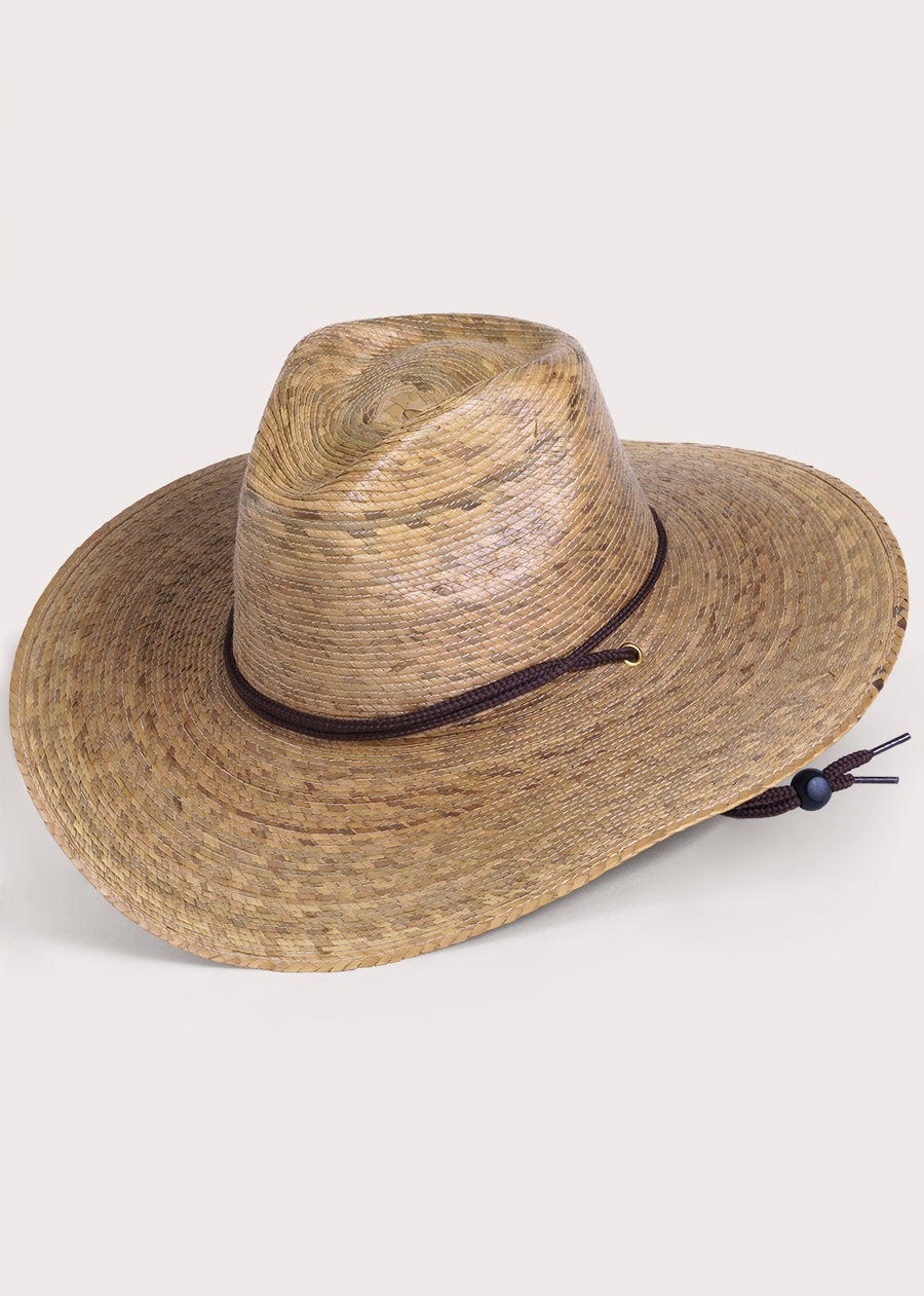 Sombrero de paja de jardinero