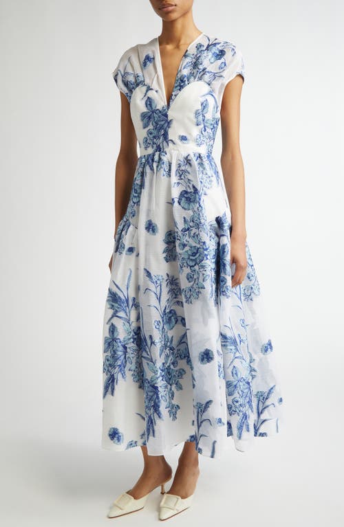 Vestido com detalhes de costura jacquard em tapeçaria