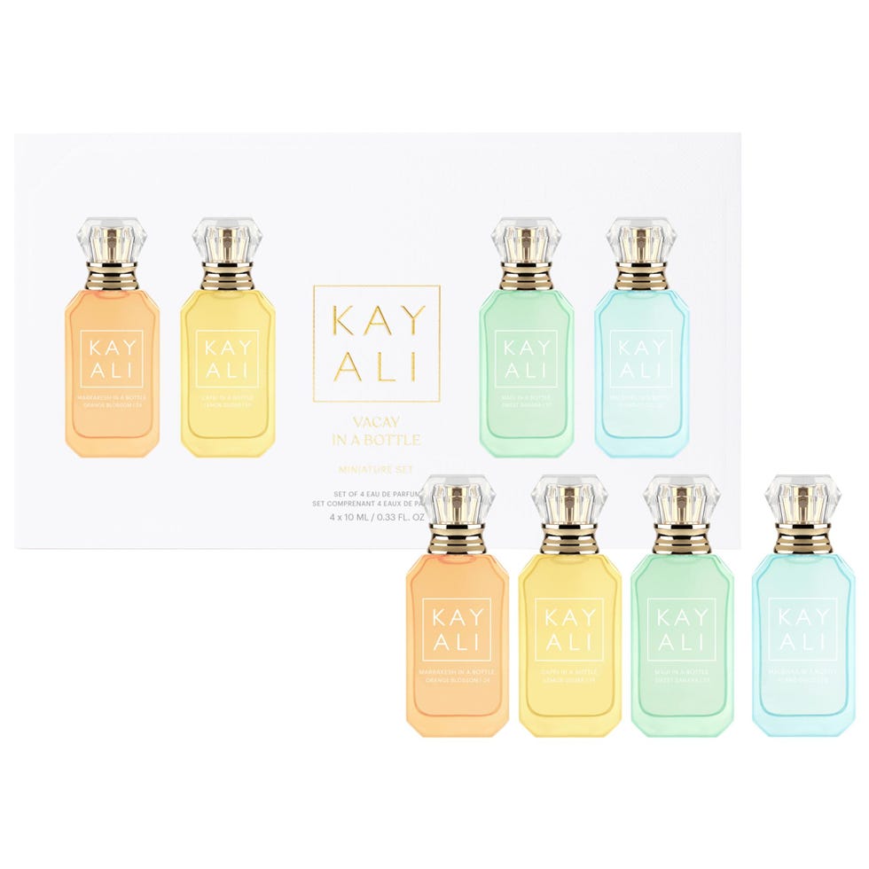 Vacage em um conjunto de perfumes de garrafa