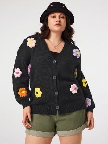 V-Neck 3D Flower Knitted Cardigan Curve & Plus