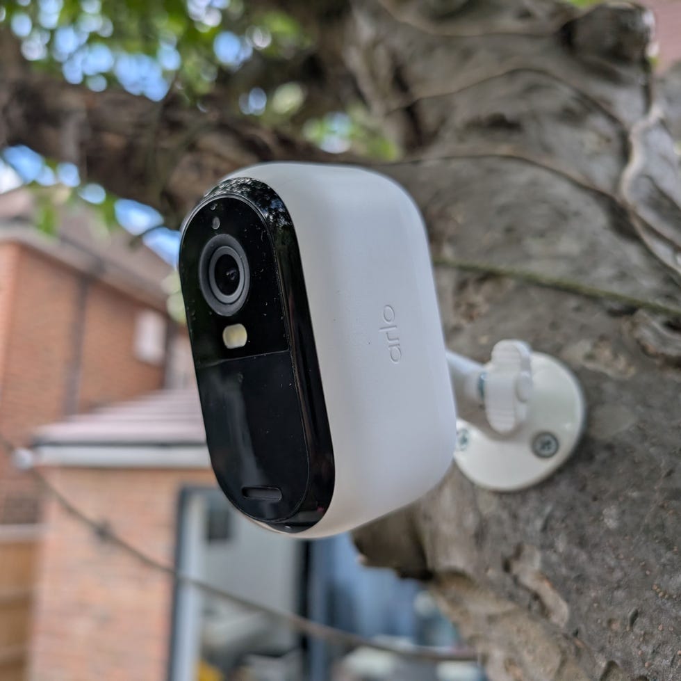 Outdoor Security Cameras: Ultimate Guide to Protect Your Home