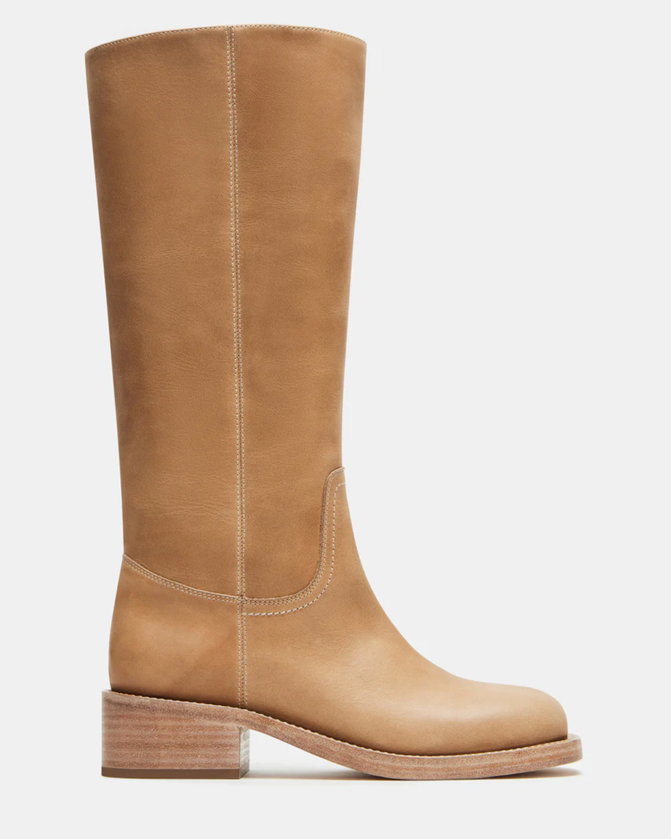 Riggs Banana Leather Square Toe Boots 