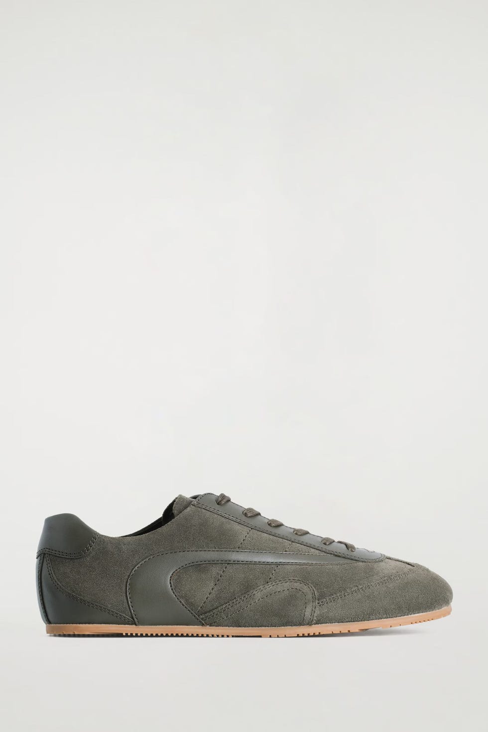 Zapatillas minimalistas de ante