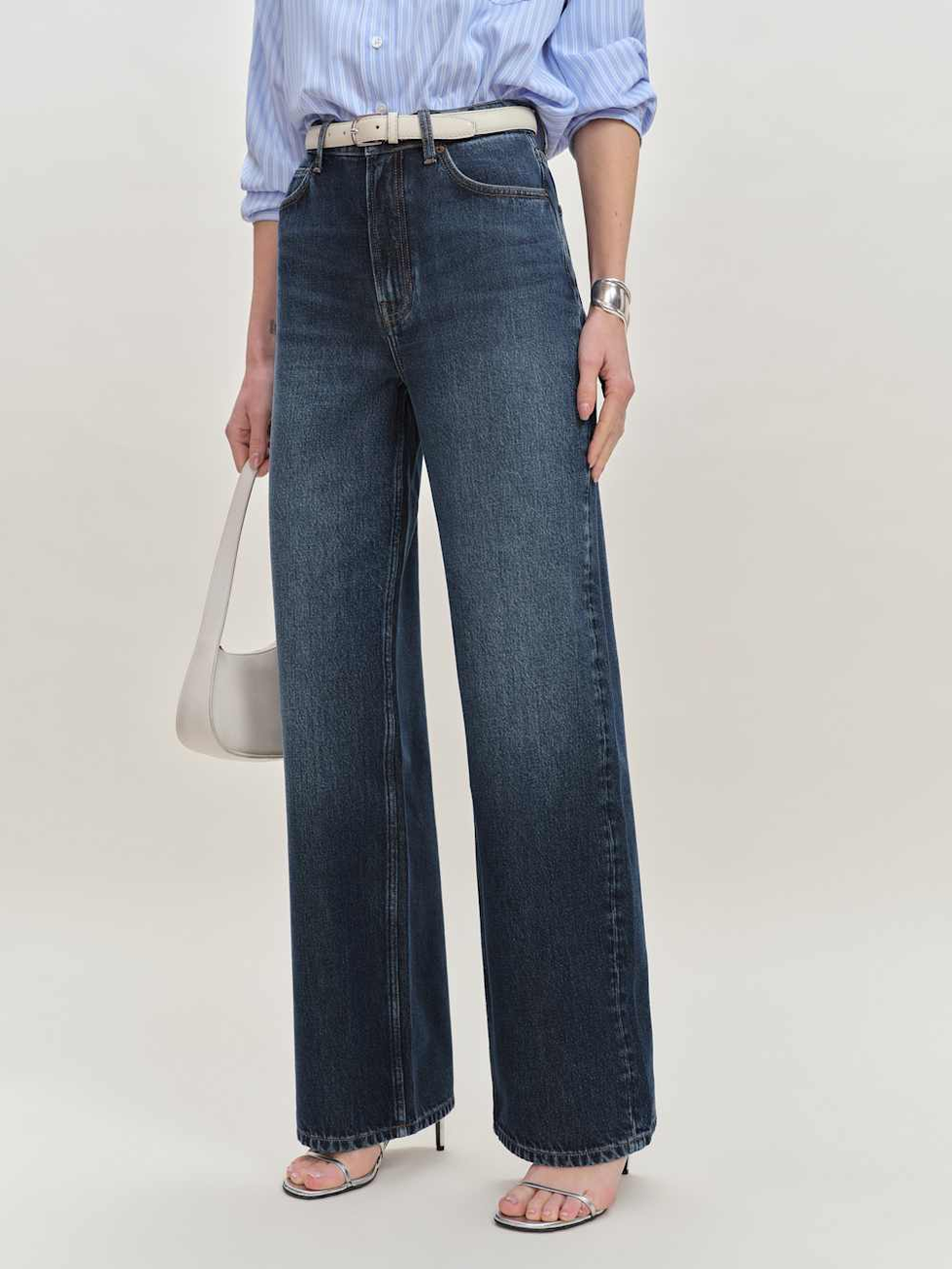 Jeans a gamba larga e vita alta Wes