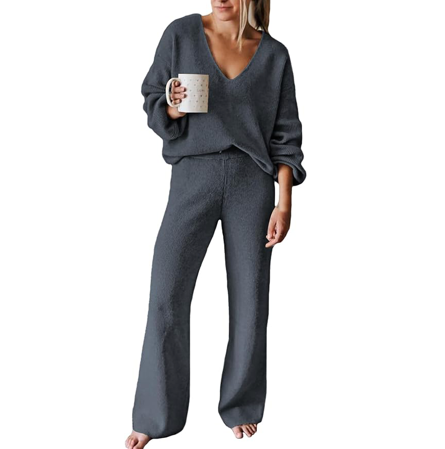 2-Piece Lounge Outfit