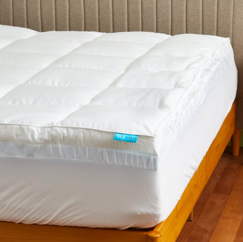 Down Alternative and Gel Memory Foam Mattress Topper