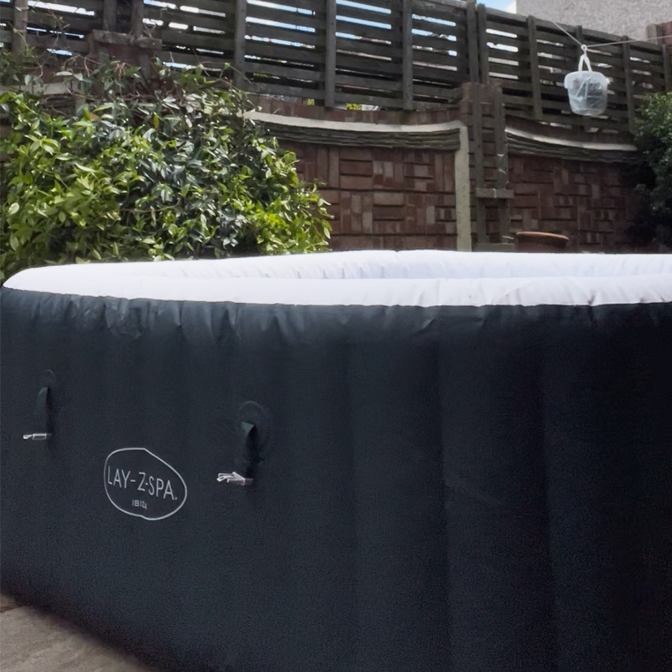 Ibiza AirJet Inflatable Hot Tub