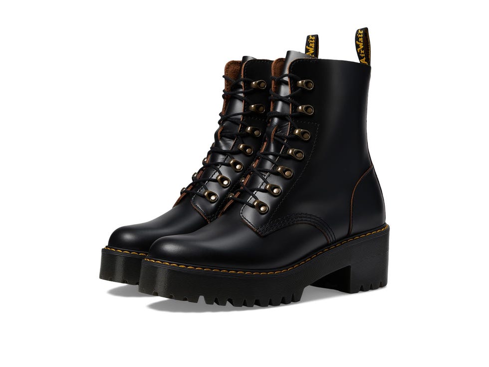 Leona 7 Hook Boots