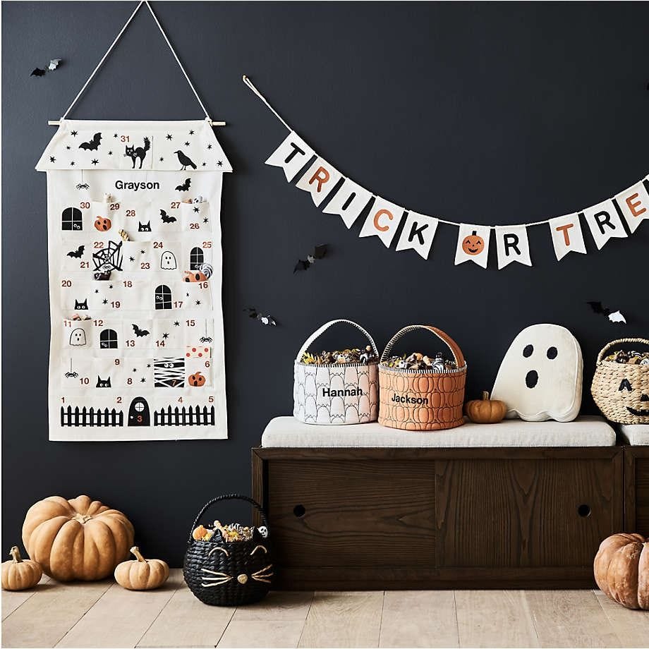 Haunted House Halloween Countdown Calendar
